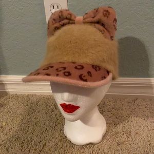 Cara New York leopard base ball hat